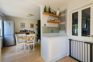 Kitchen- click for photo gallery